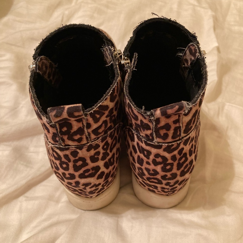 Womens Soda animal print shoes - Picture 9 of 12
